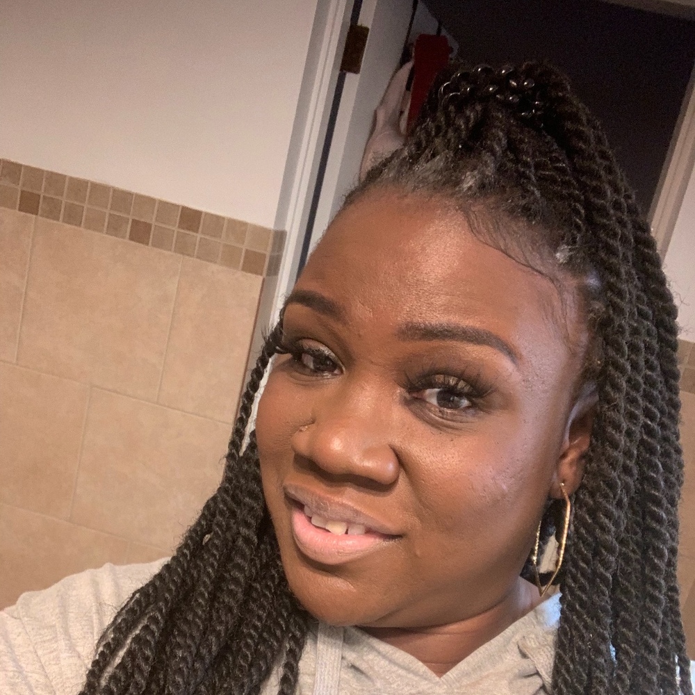 Meet your Posher, Kimberly